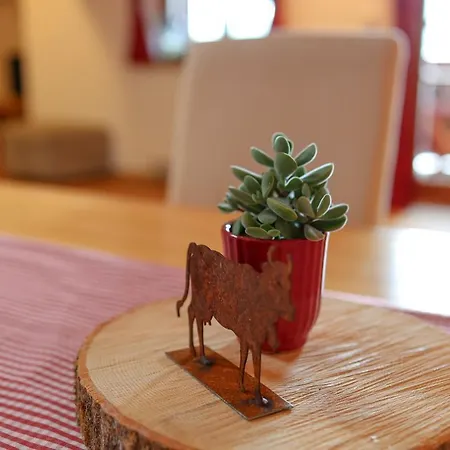 Antenbichllehen Lägenhet *